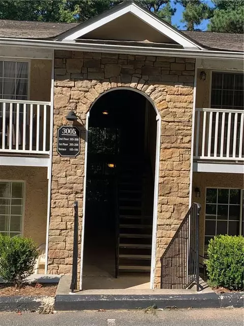 3005 Seven Pines Ln #206, Atlanta, GA 30339