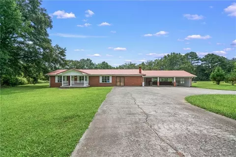 2618 N Pinelake Dr, Dalton, GA 30721
