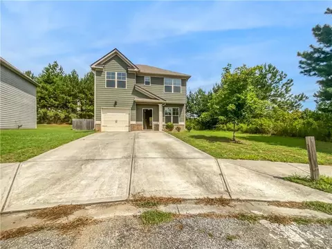 6396 Woodwell Dr, Union City, GA 30291