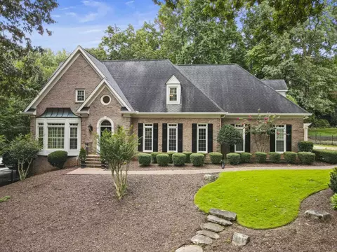 7425 Stoneykirk Close, Sandy Springs, GA 30350