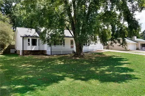 15 Saddle Field Cir NW, Cartersville, GA 30121