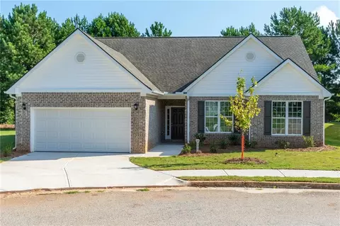 250 Park Place Trl, Social Circle, GA 30025