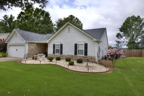 57 NW Abbey Ln, Cartersville, GA 30120