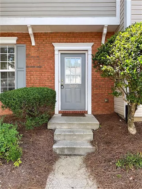 2695 Ashleigh Ln, Alpharetta, GA 30004