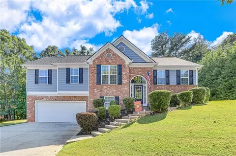 3894 Blue Sky Ct, Gainesville, GA 30506