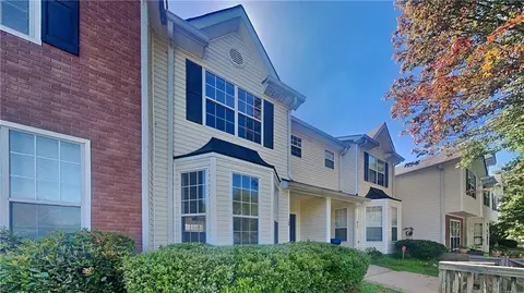 130 Hawkeye Ln, Conyers, GA 30012