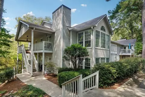 1502 Gettysburg Pl, Sandy Springs, GA 30350