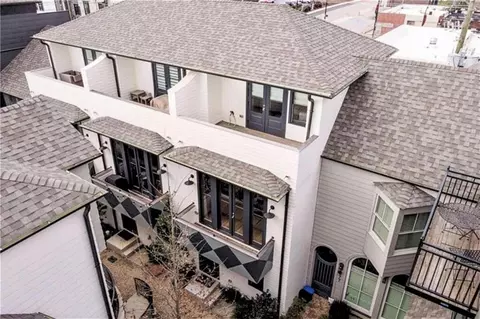 674 Hank Aaron Dr SE, Atlanta, GA 30315