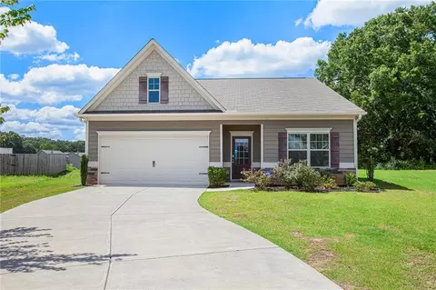 12 Starling Ct, Adairsville, GA 30103