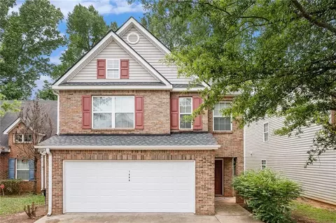 1899 Simmons Ln, Hampton, GA 30228