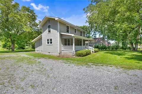 4481 Calhoun Rd NE, Rome, GA 30161