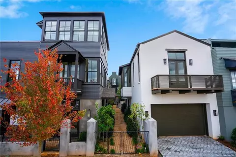 680 Hank Aaron Dr SE, Atlanta, GA 30315