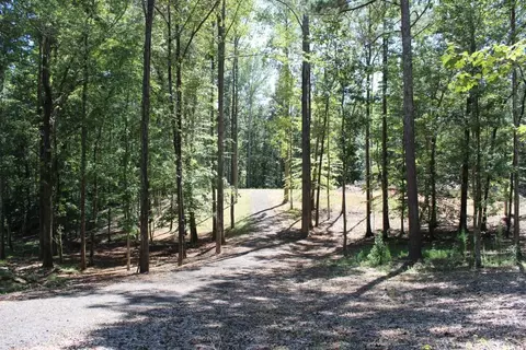 3386 Wolf Dr, Gainesville, GA 30506 photo 8