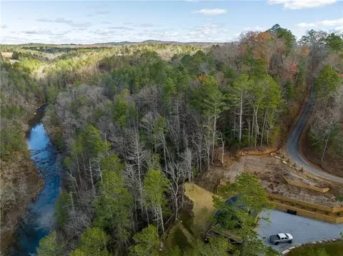 1860 Marie Dr, Ellijay, GA 30540