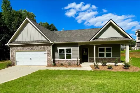 2423 Kumbanad Ct, Statham, GA 30666