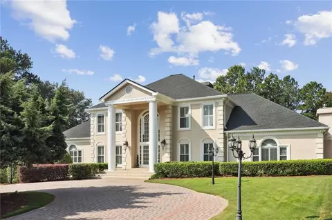721 Club Ln S, Marietta, GA 30067