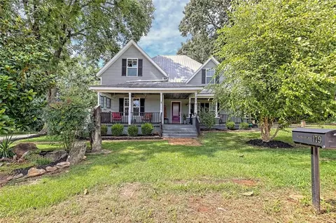 179 Sunshine Cir, Cornelia, GA 30531