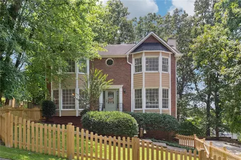 4815 Old Field Dr NE, Kennesaw, GA 30144