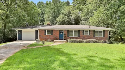 4279 Hidden Valley Rd, Decatur, GA 30035