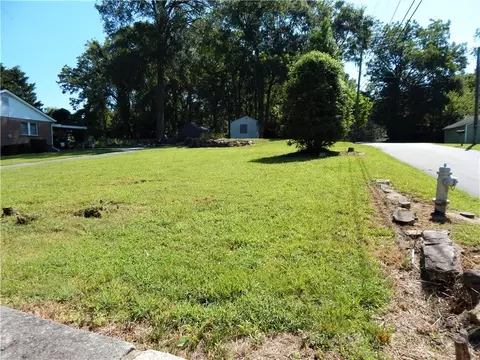 6043 Love St SW, Austell, GA 30168