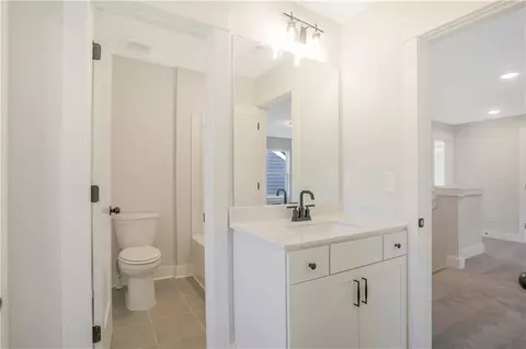 Bath - 342 Boundless Ln, Canton, GA 30114 photo 8 of 9