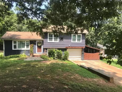 679 NE Bonnie Dell Dr, Marietta, GA 30062