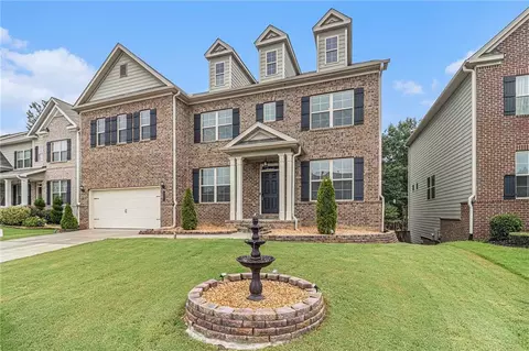 521 Brightfield Dr, Loganville, GA 30052