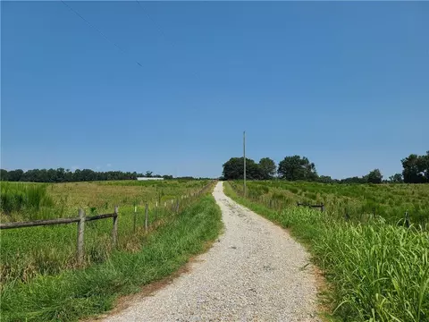 2168 Yonah Homer Rd, Lula, GA 30554