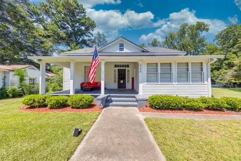 735 Greenwood St, Barnesville, GA 30204