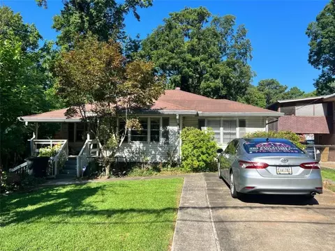 2873 Sylvan Rd, East Point, GA 30344