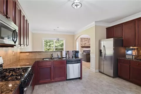 900 Damson Trl, Hampton, GA 30228 photo 9