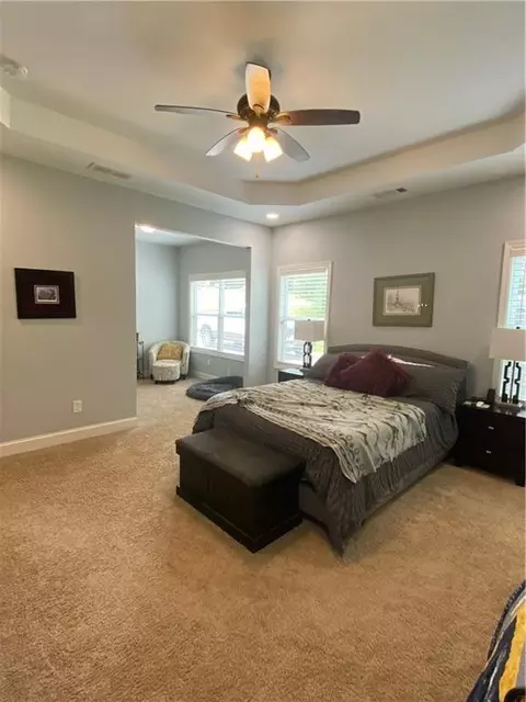 135 W Pennick Dr, Covington, GA 30014 photo 10
