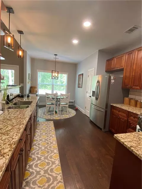135 W Pennick Dr, Covington, GA 30014 photo 7