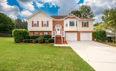 4481 Keenly Valley Dr, Buford, GA 30519
