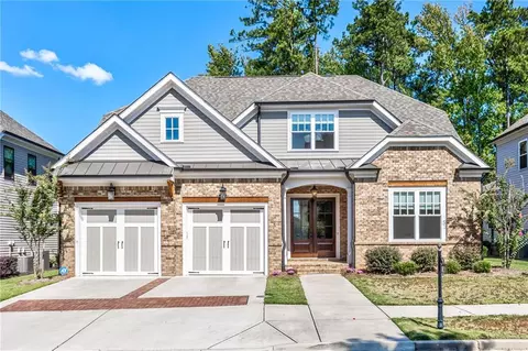 831 Olmsted Ln, Johns Creek, GA 30097