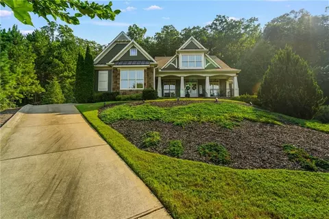 14 Roxburgh Trl NE, Cartersville, GA 30121