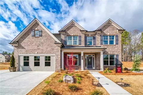 922 Hawkins Creek Dr, Jefferson, GA 30549