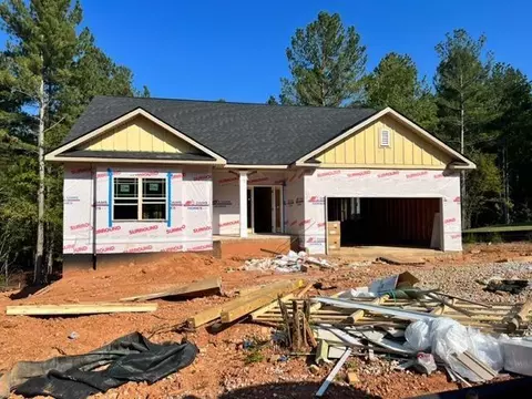 217 Eagle Heights Dr, Maysville, GA 30558