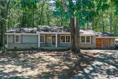 932 Ray Dr NW, Conyers, GA 30012