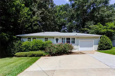 979 Bank St SE, Smyrna, GA 30080