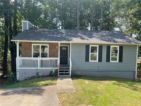 1028 Brandon Hill Way, Jonesboro, GA 30238