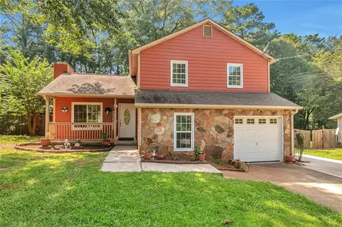 102 Parkwood Dr, Stockbridge, GA 30281