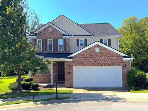 2731 Groovers Lake Pt, Lithia Springs, GA 30122