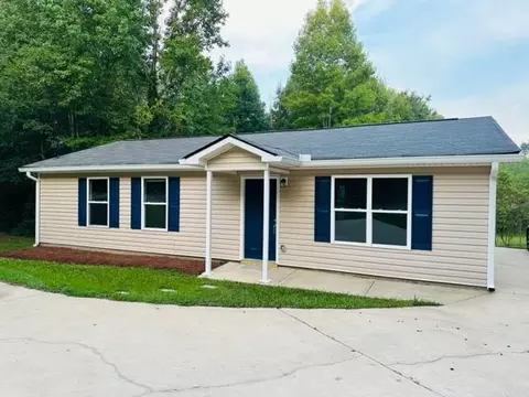 1746 Cleburne Pkwy, Hiram, GA 30141