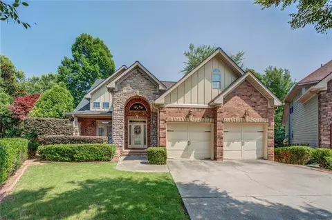 9134 Golfview Cir, Covington, GA 30014