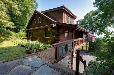 553 Burnt Mountain Ridge Rd, Jasper, GA 30143