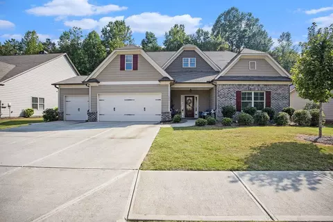 174 Morris Creek Dr, Hoschton, GA 30548