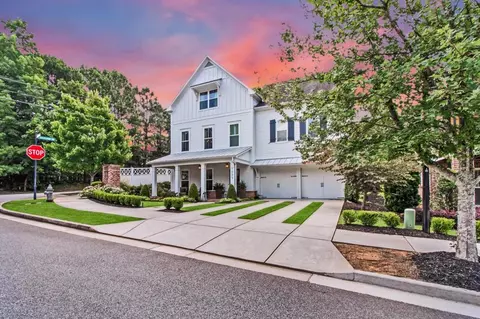 1005 Crossvine Rd, Roswell, GA 30075