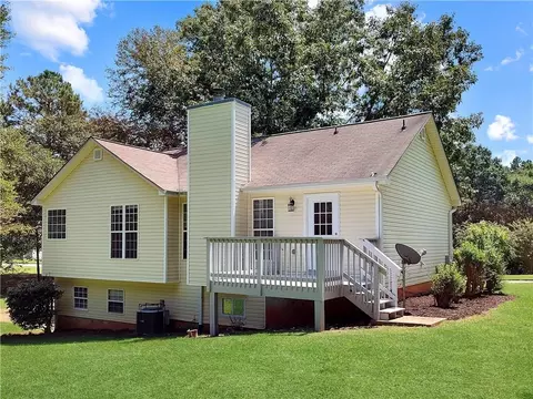 40 Chestnut Dr, Covington, GA 30016 photo 4