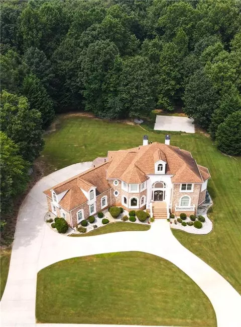 139 Tasha Cir, Ellenwood, GA 30294